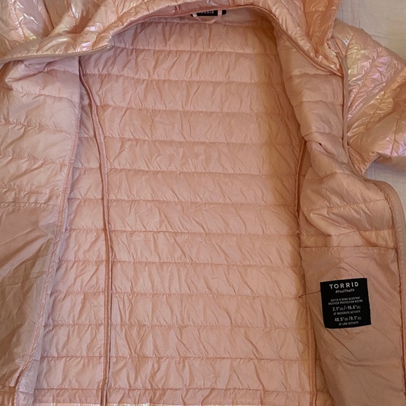 TORRID  Iridescent Pink Puffer Jacket - Picture 8 of 10